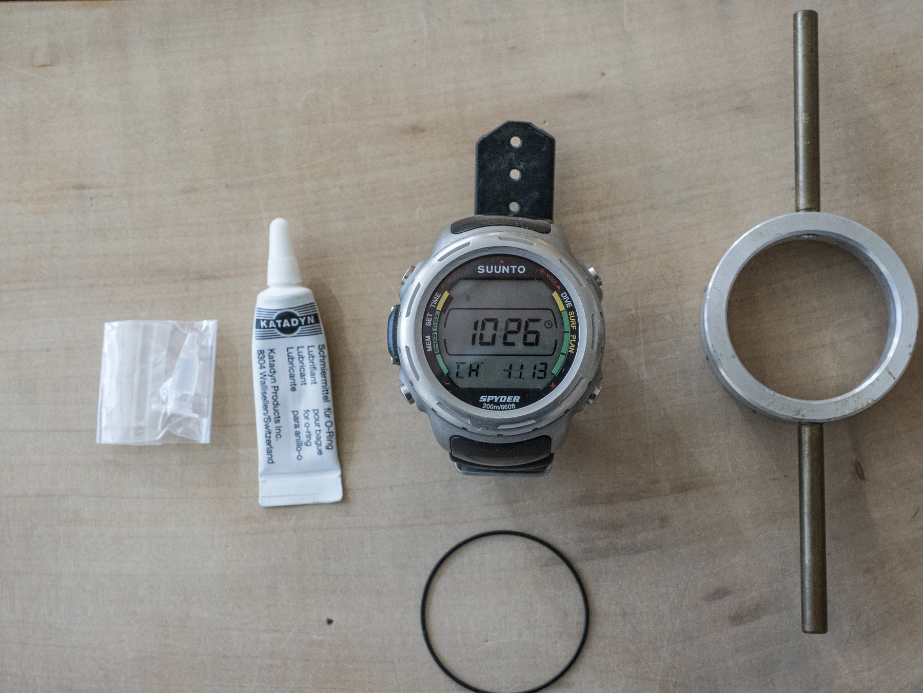 Suunto Orologi: Tauchcomputer Suunto Spyder mit neuer Batterie – Usato da Ennenda venduto da Fresh0 1