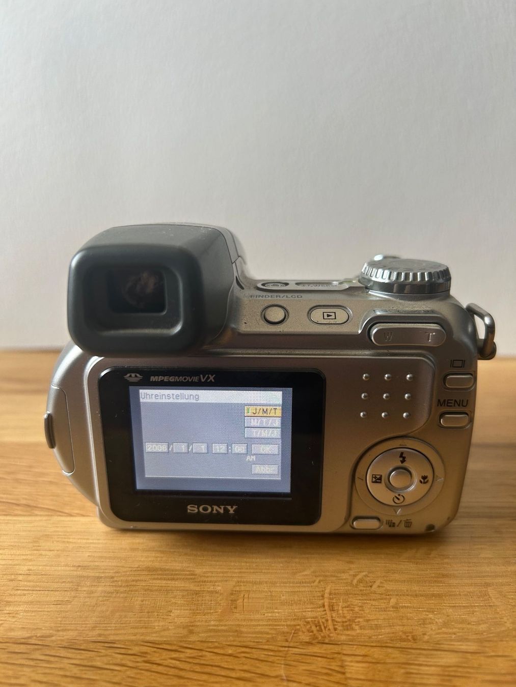 Sony Kamera: Sony Cyber-shot DSC-H2 Digitalkamera – Gebraucht aus Azmoos von greenstone13 1