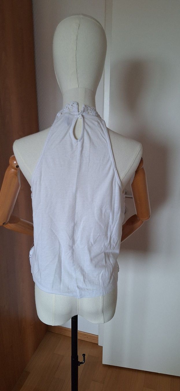 Stradivarius Top: Stradivarius, top blanc (dentelle) – Nuovo (secondo la descrizione) da Lussery-Villars venduto da pousinete02 1