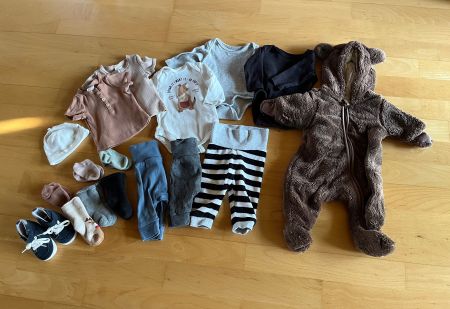 17-teiliges Babykleider-Set für Jungs Gr. 50-56