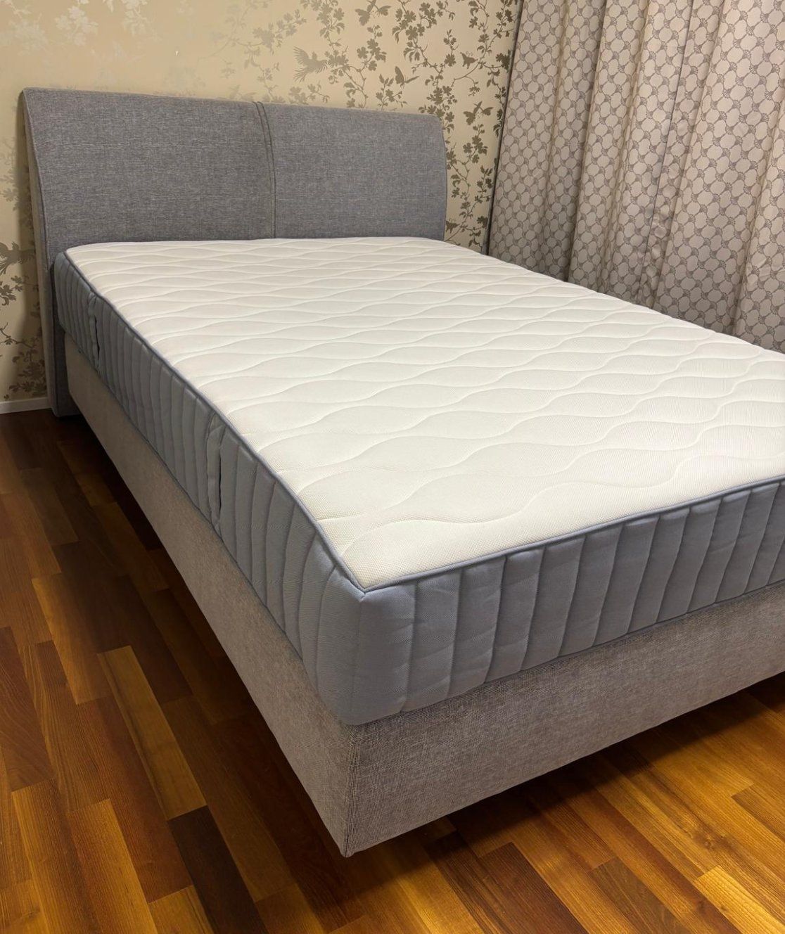 Lits: Boxspringbett Juwel 140x200 – D'occasion à Steinhausen par Luxury_Limited 4