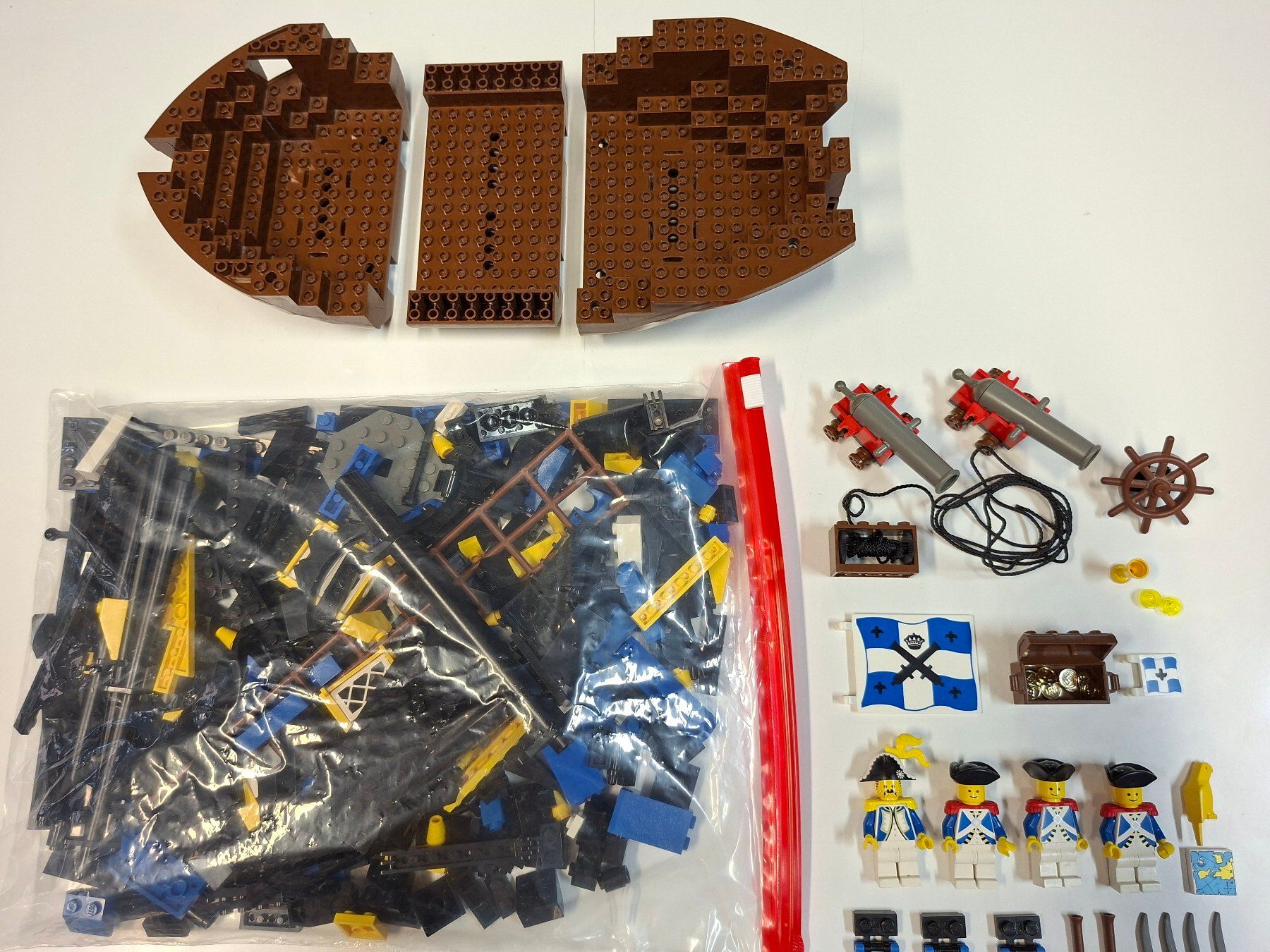 Lego Spielzeuge: Lego 6274 Pirates Caribbean Clipper – Gebraucht aus Sils im Domleschg von AMAG_AUDI_ZH 3