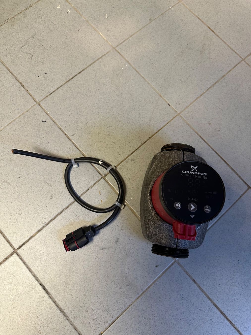 Grundfos Riscaldamento: Grunfos Alpha 2 32-60  180 – Usato da Murgenthal venduto da Aandrea1