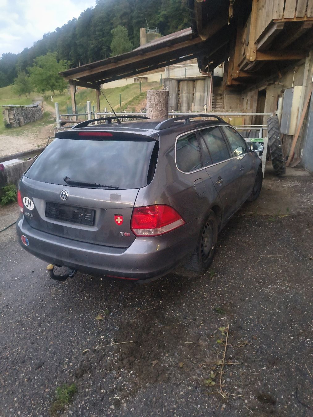 VW Autos: VW Golf Variant 1.4TSI – Defekt aus Beinwil SO von Halolol36 1