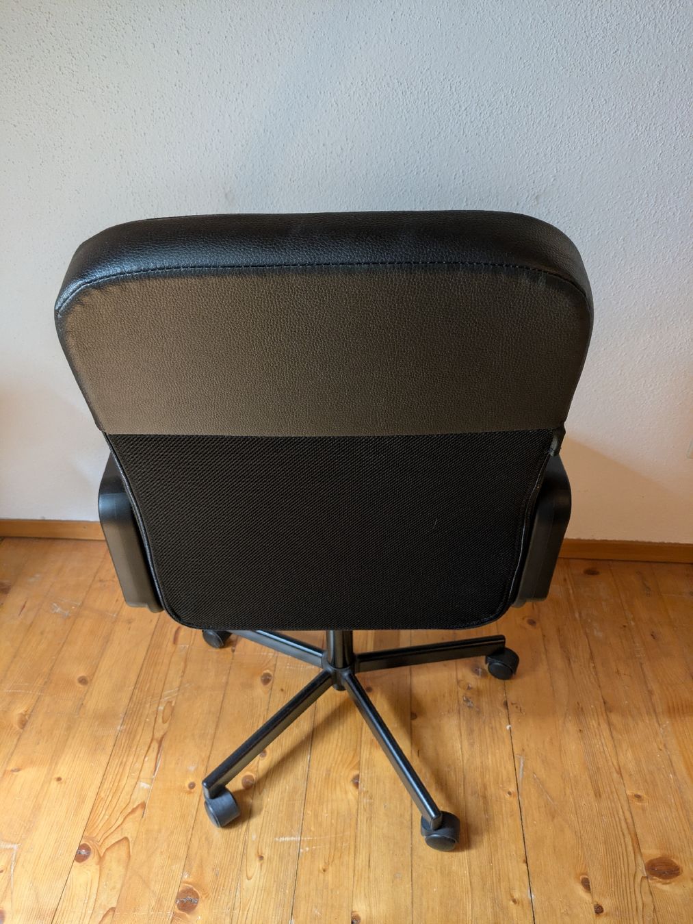 Ikea Stühle: Bürostuhl – Neu (gemäss Beschreibung) aus St. Gallen von philinebrun 1