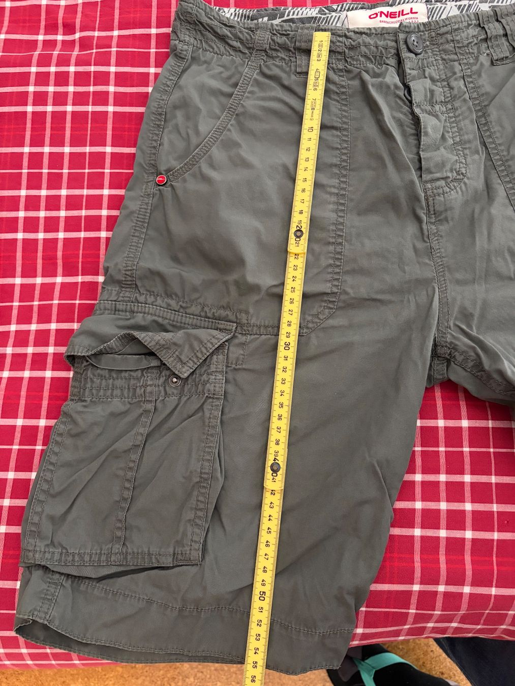 Pantaloni: Shorts cargo O'Neill tg. 28 – Usato da Giubiasco venduto da sc-77 4