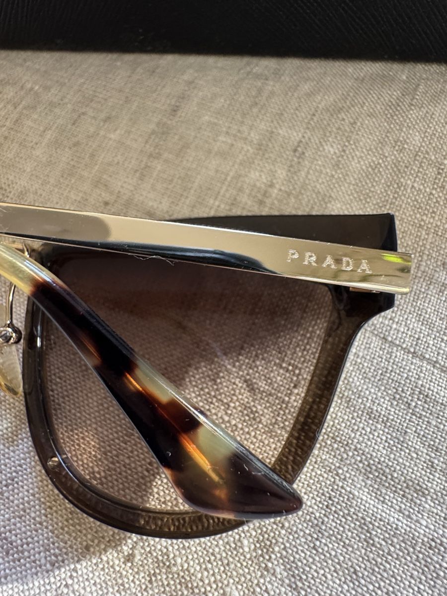 Prada Occhiali & Lenti: Lunettes de soleil Prada (52) – Usato da Genève venduto da inf_2ggr 2