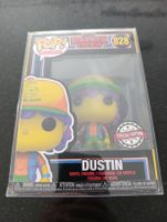Funko Pop! Stranger Things - Dustin 828 - Édition Spéciale