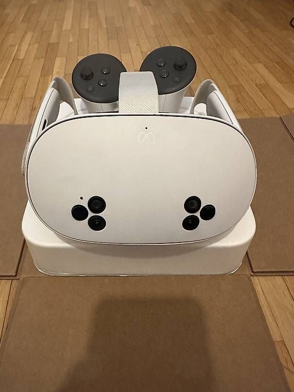 Meta Casco VR: Oculus meta quest 3s – Usato da Bretigny-Morrens venduto da isaiah710 1