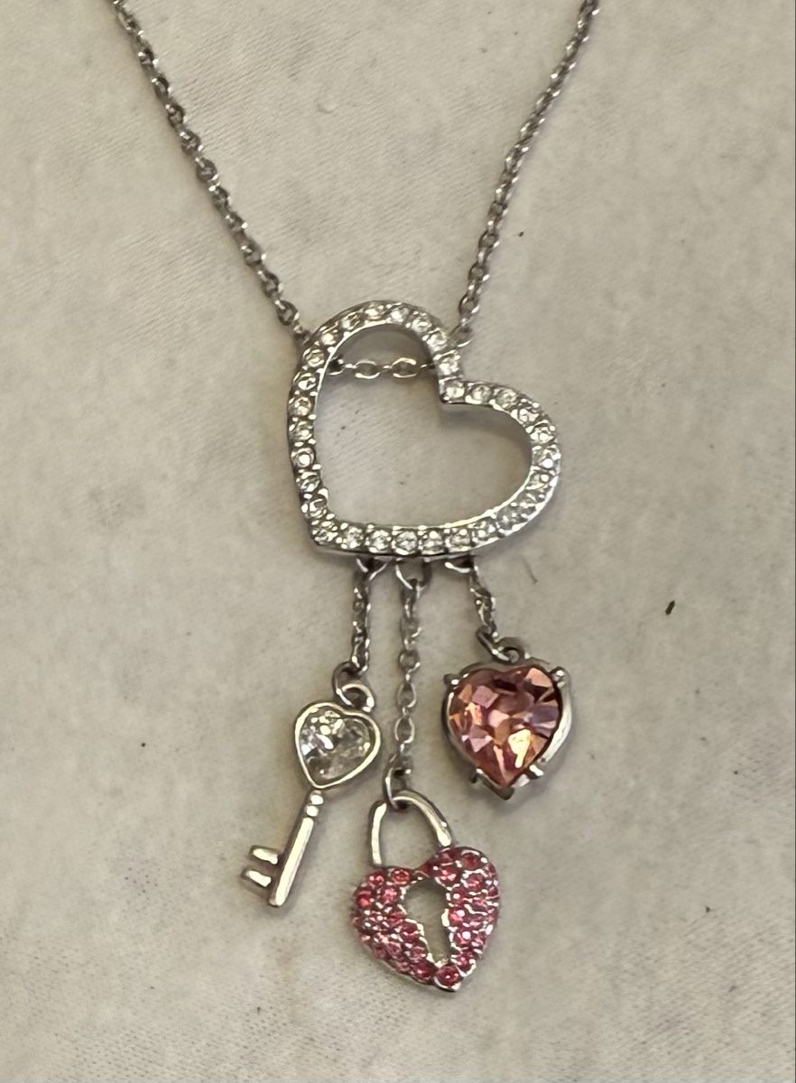 Swarovski Catenine: Swarovski kette mit Anhänger – Usato da Pfungen venduto da Outlet64