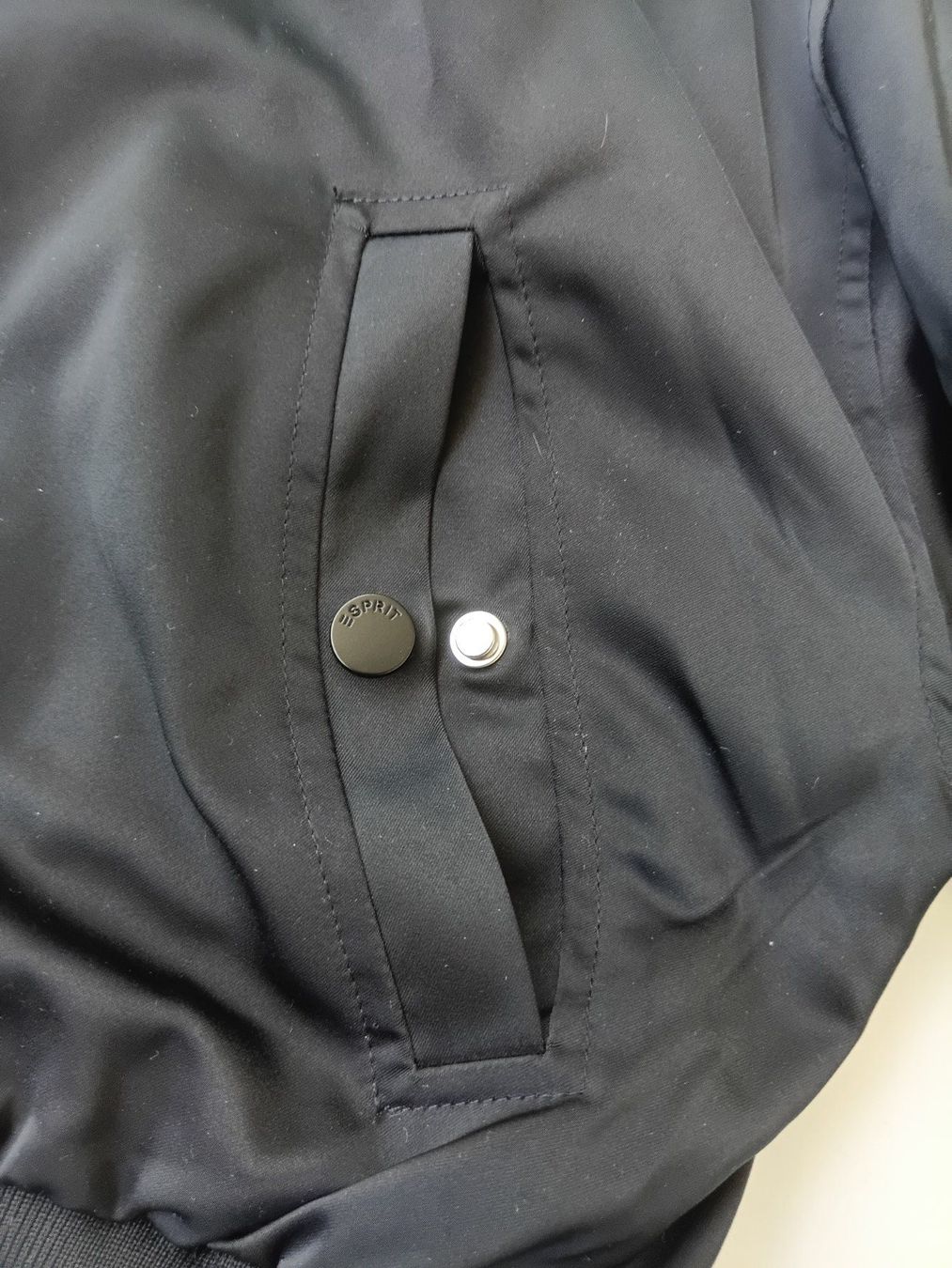 Esprit Jacken: Damen Bomberjacke Esprit – Neu (gemäss Beschreibung) aus Wängi von Ladys_First 5