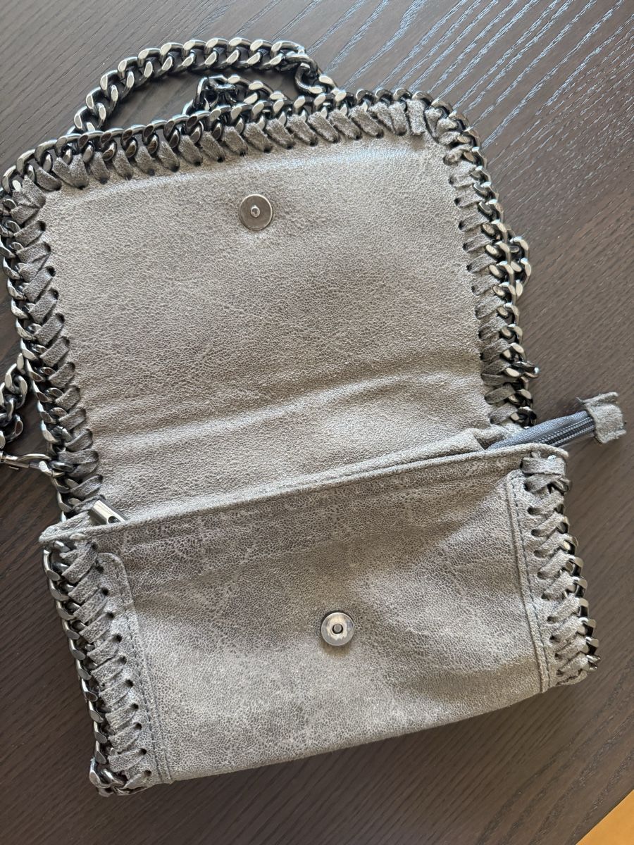 Stella McCartney Sacs femmes: Graue Umhängetasche Leder – D'occasion à Zürich par starbucks8 1