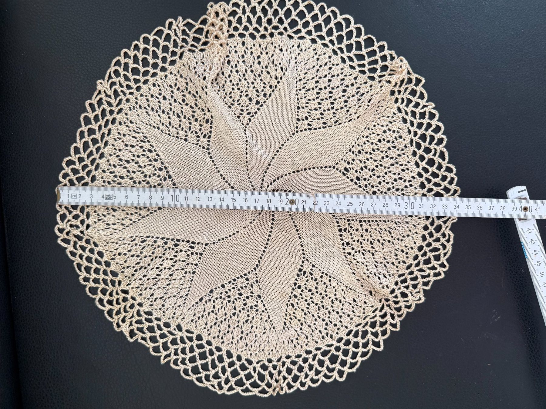 Sottobicchieri: Spitzendeckchen  Untersetzer handgestrickt  Farbe beige – Usato da Subingen venduto da ArtBead 2
