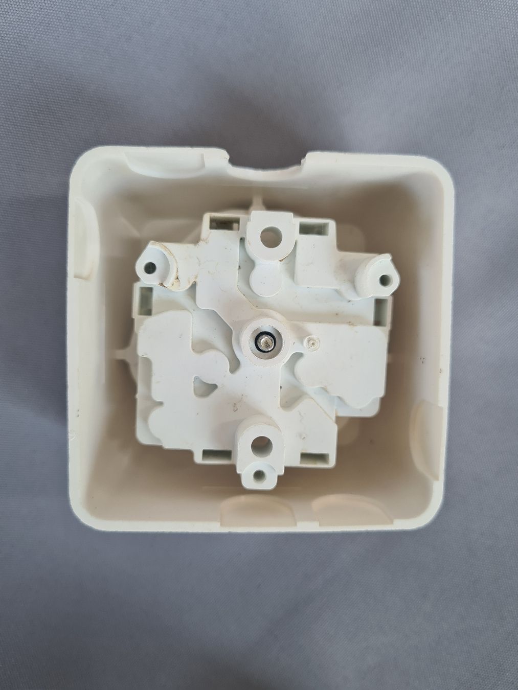 Stecker: AP 3 X T13, 2 stk – Gebraucht aus Winterthur von Jana1701 2