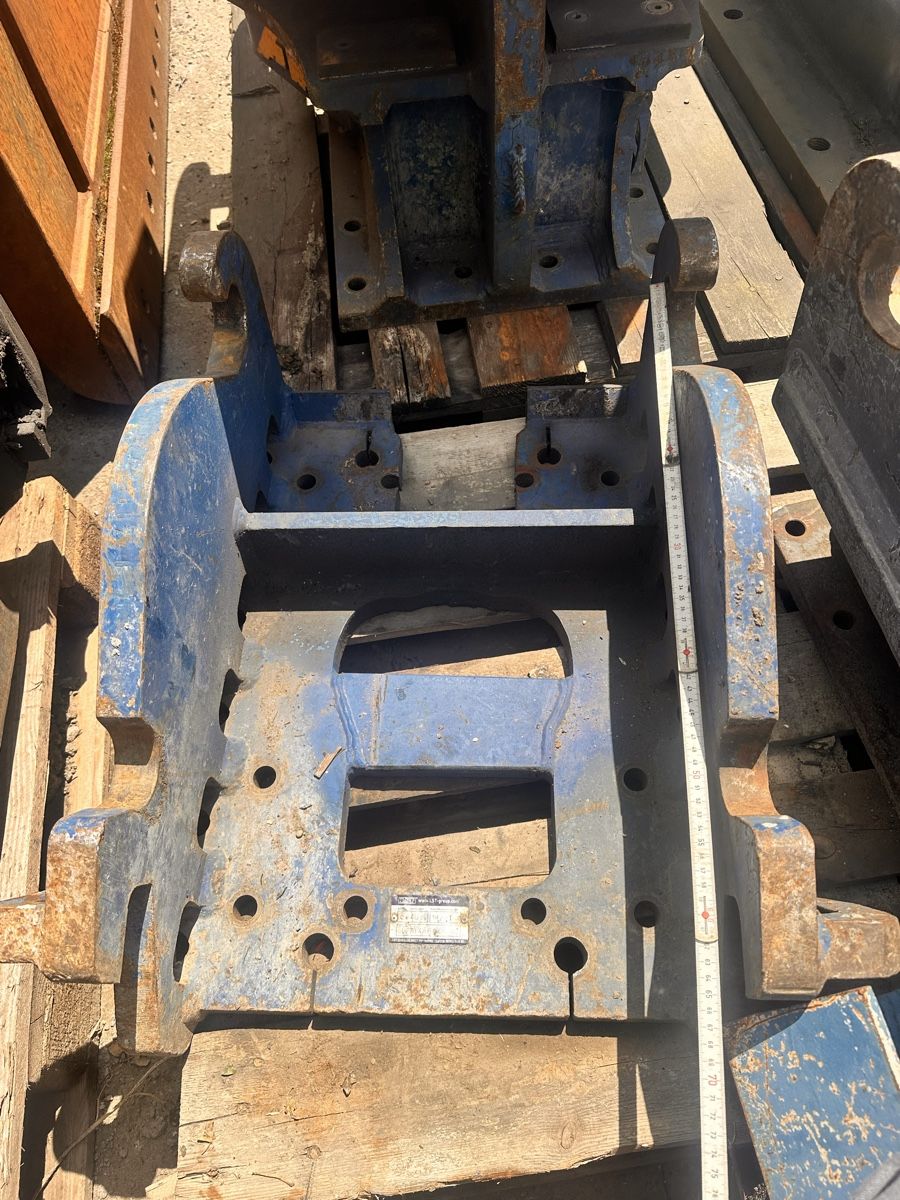 Escavatori: Bagger schnellwechsler , anbauplatte  – Usato da lyssach venduto da brax2019 1