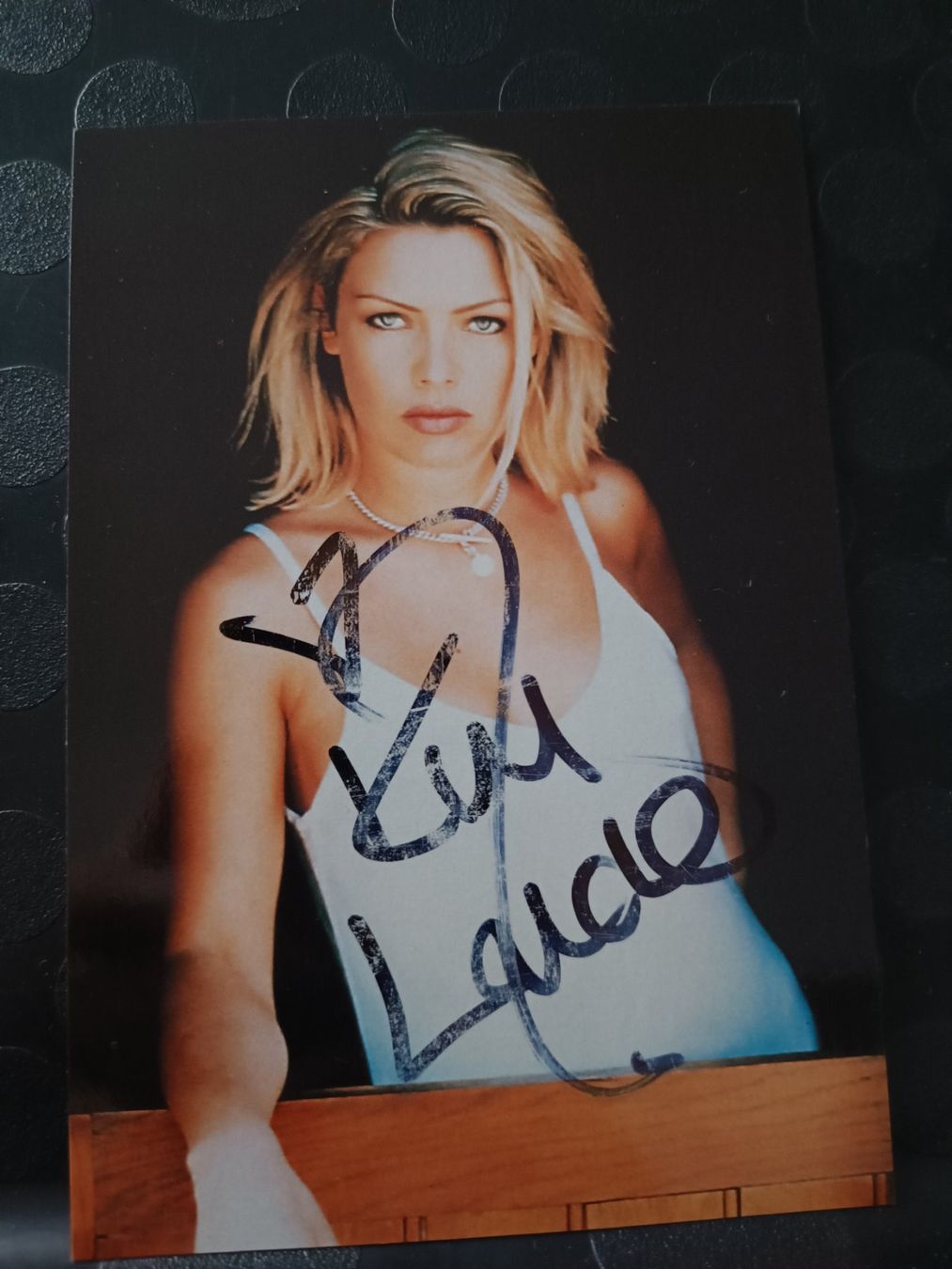 Autografi: Kim Wild - handsignierte alte Autogrammkarte – Usato da Menziken venduto da Artographs