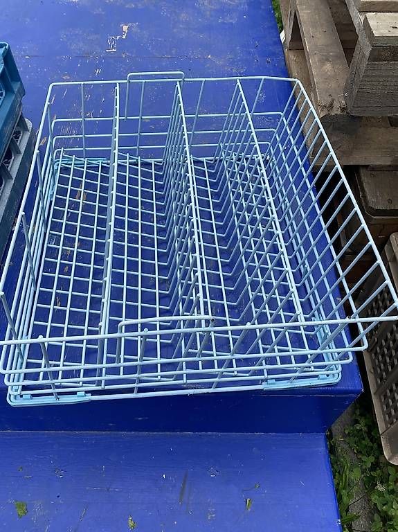 Elettrodomestici da cucina: Geschirrspüler Körbe 5x – Usato da Bottmingen venduto da Bordsteinkante 2