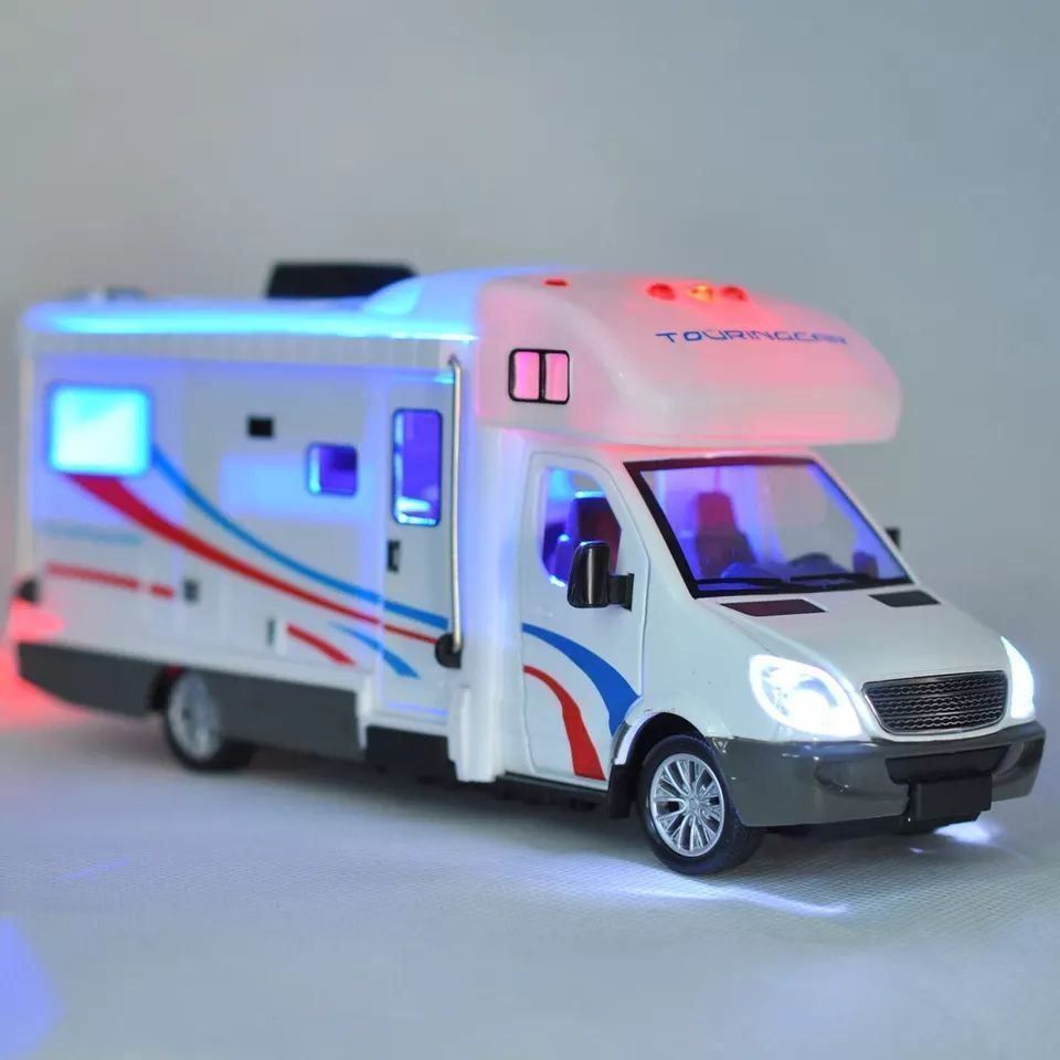 Modellbausätze & Standmodelle: Wohnmobilmodel 1:32 – Neu und originalverpackt aus Winterthur von Neilpryde01 4
