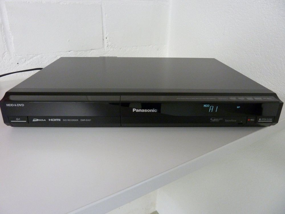 Panasonic DMREH57 DVDRecorder mit HDD Kaufen auf Ricardo