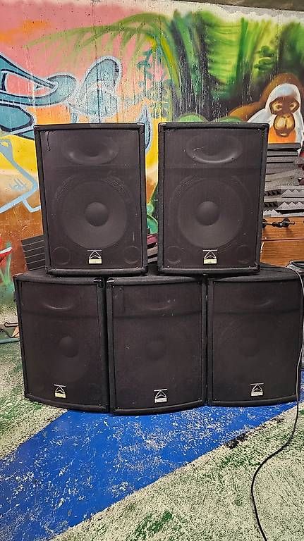 Casse acustiche: Wharfedale Pro SVP-15 / 6 Stk. – Usato da Cazis venduto da ramunrinsche