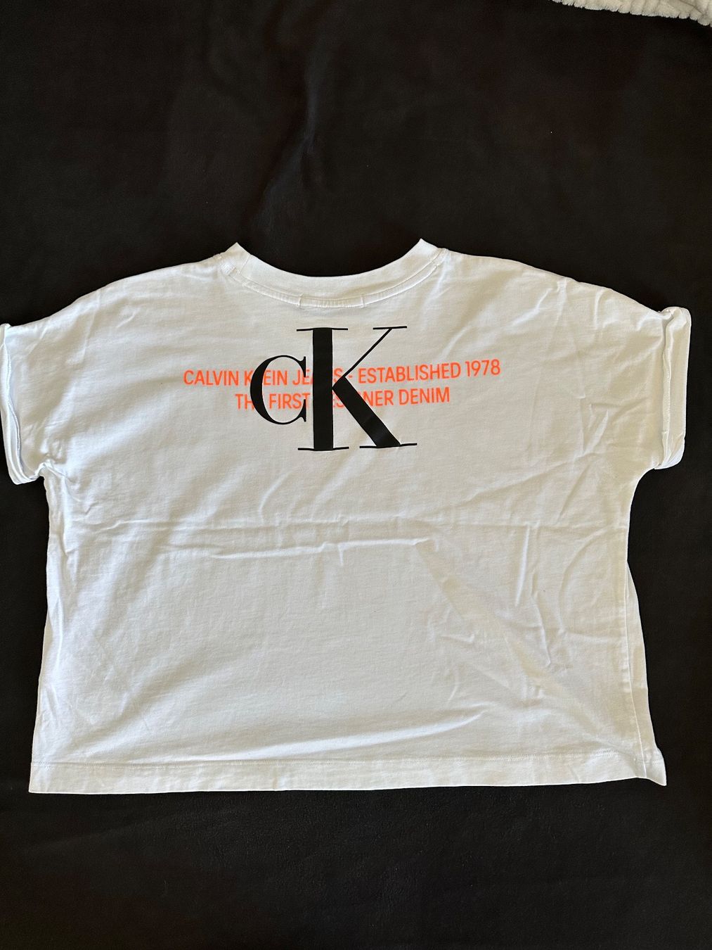 Calvin Klein T-shirt: T-shirt Calvin Klein – Nuovo (secondo la descrizione) da Sion venduto da ENKLR 1