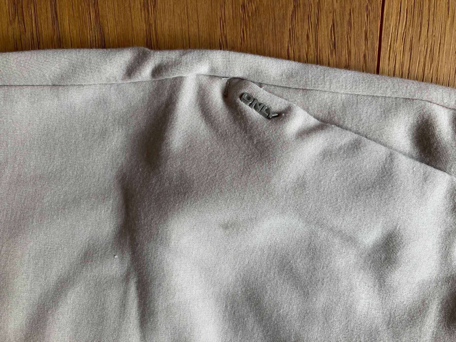 Only Hosen: Damen Hose beige Grösse S – Gebraucht aus Unterägeri von Bettsofa123 4