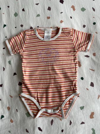 Baby Body Gr. 62/68 gestreift