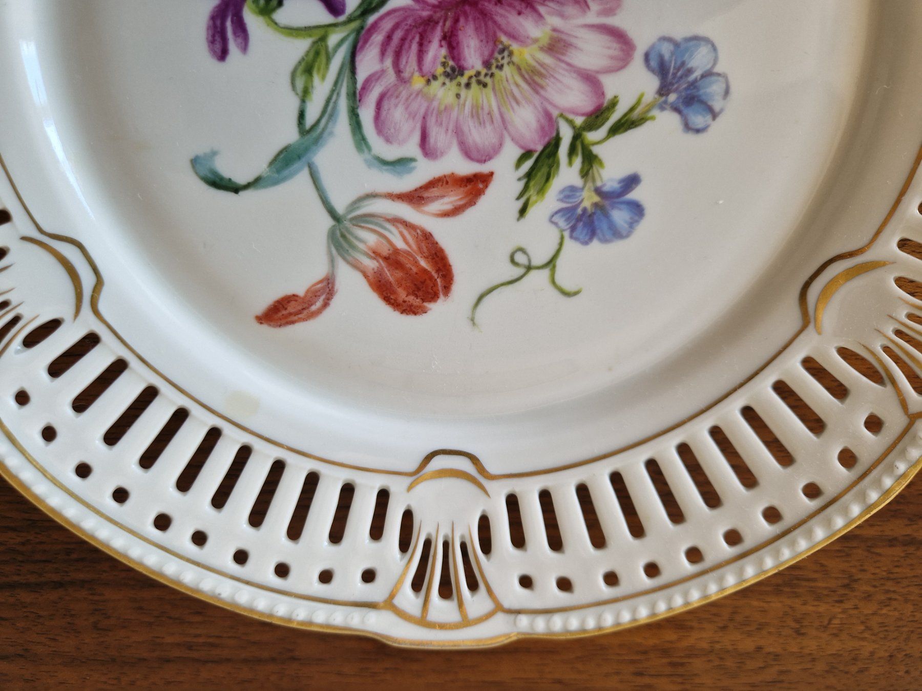 Piatti: Teller mit Blumenmuster, 2 Stück – Nuovo (secondo la descrizione) da Bern venduto da Antikbatik 5