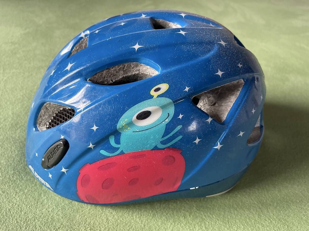 Caschi: Alpina Velohelm 48-52cm Versand OK – Usato da Jona venduto da tukan80