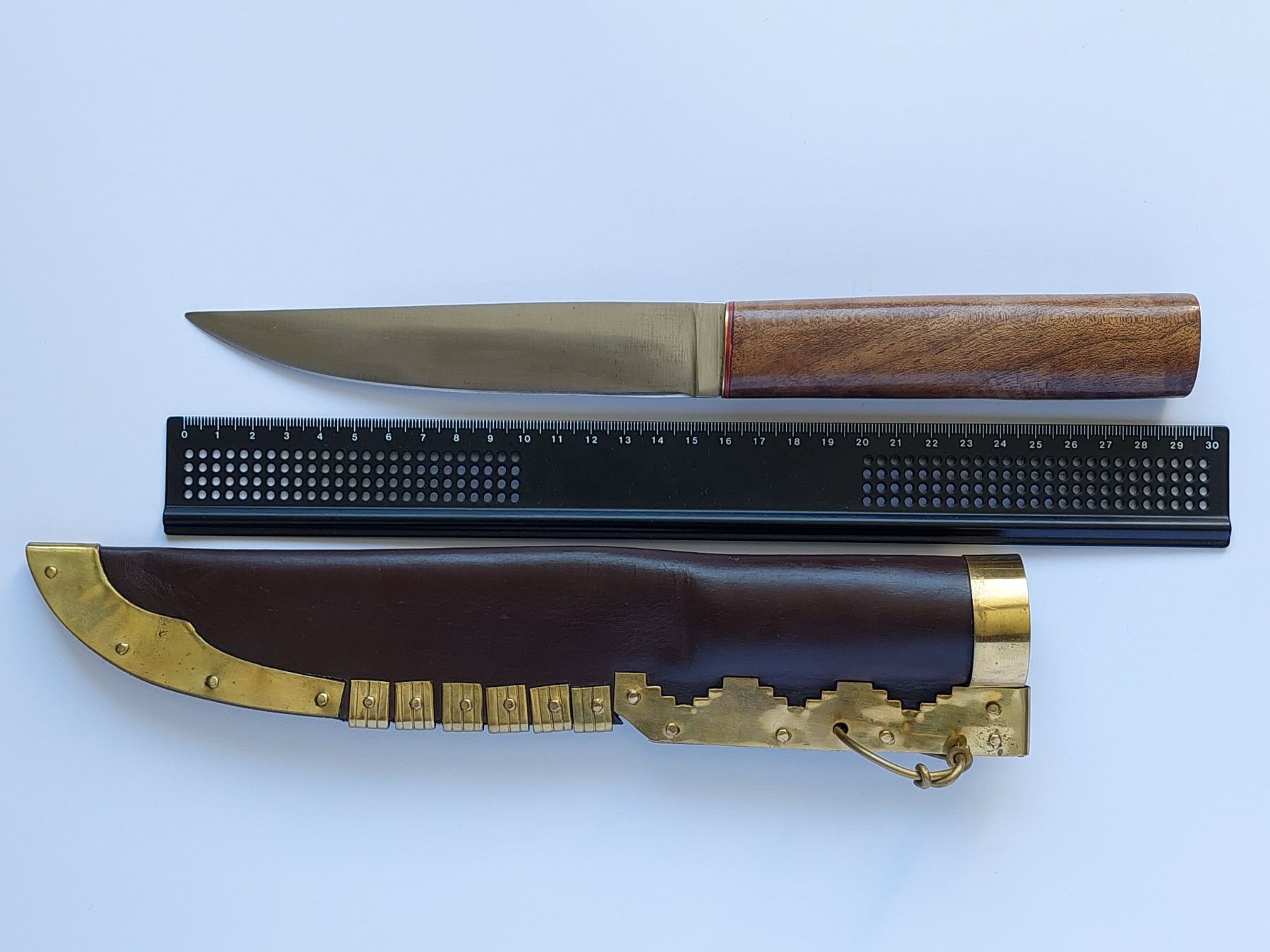 Accessori: Wikingermesser mit schön verzierter Scheide – Nuovo (secondo la descrizione) da Liebefeld venduto da Helveticus6 6