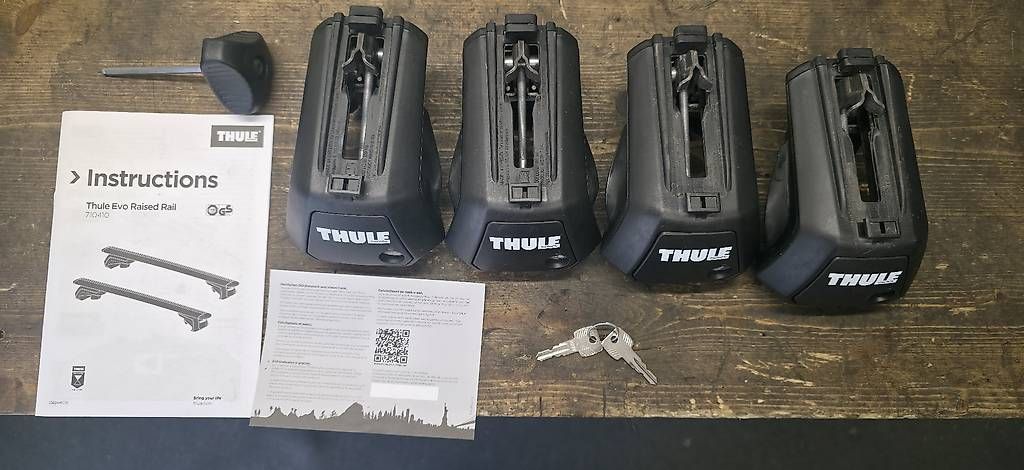Portapacchi: Thule Raised Rail Evo Dachträgerfüsse – Usato da Herzogenbuchsee venduto da Technomix 1