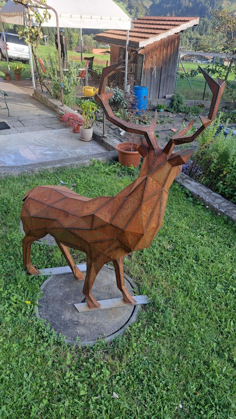 Sculture & Statue: Hirsch aus Eisen – Nuovo (secondo la descrizione) da Reichenbach i. K. venduto da Wskorpion 2