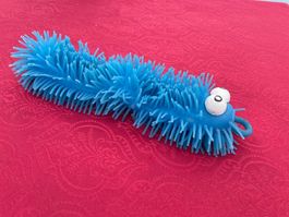 Kinder Antistress flauschiger Wurm blau