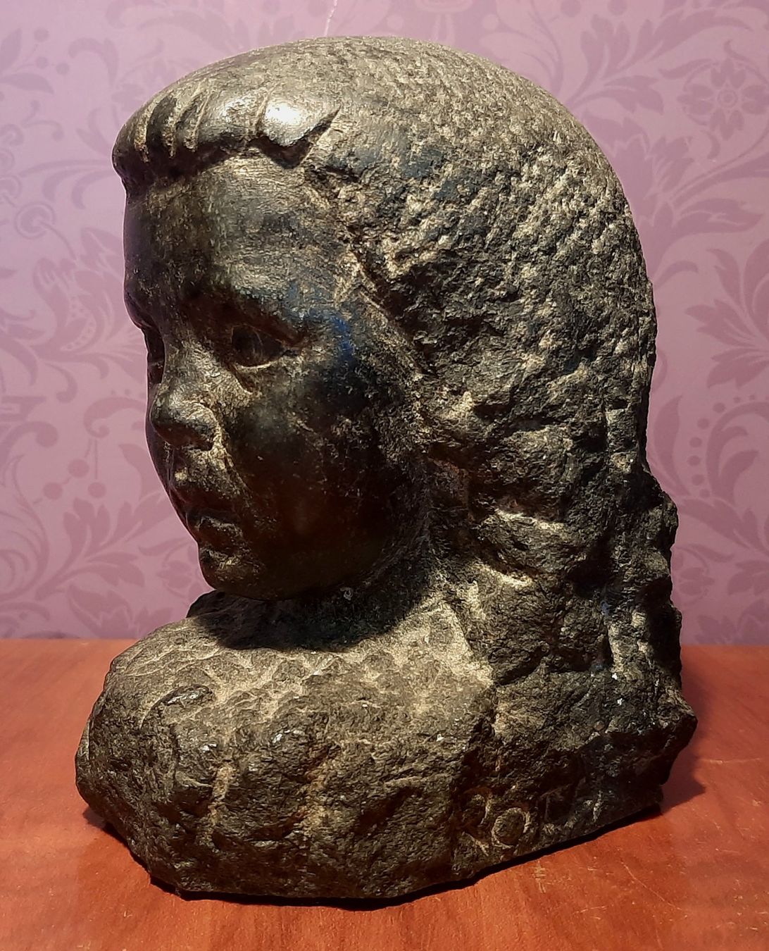 Skulpturen & Statuen: Antike Stein Kopf Skulptur Roth – Gebraucht aus Arbon von torso444