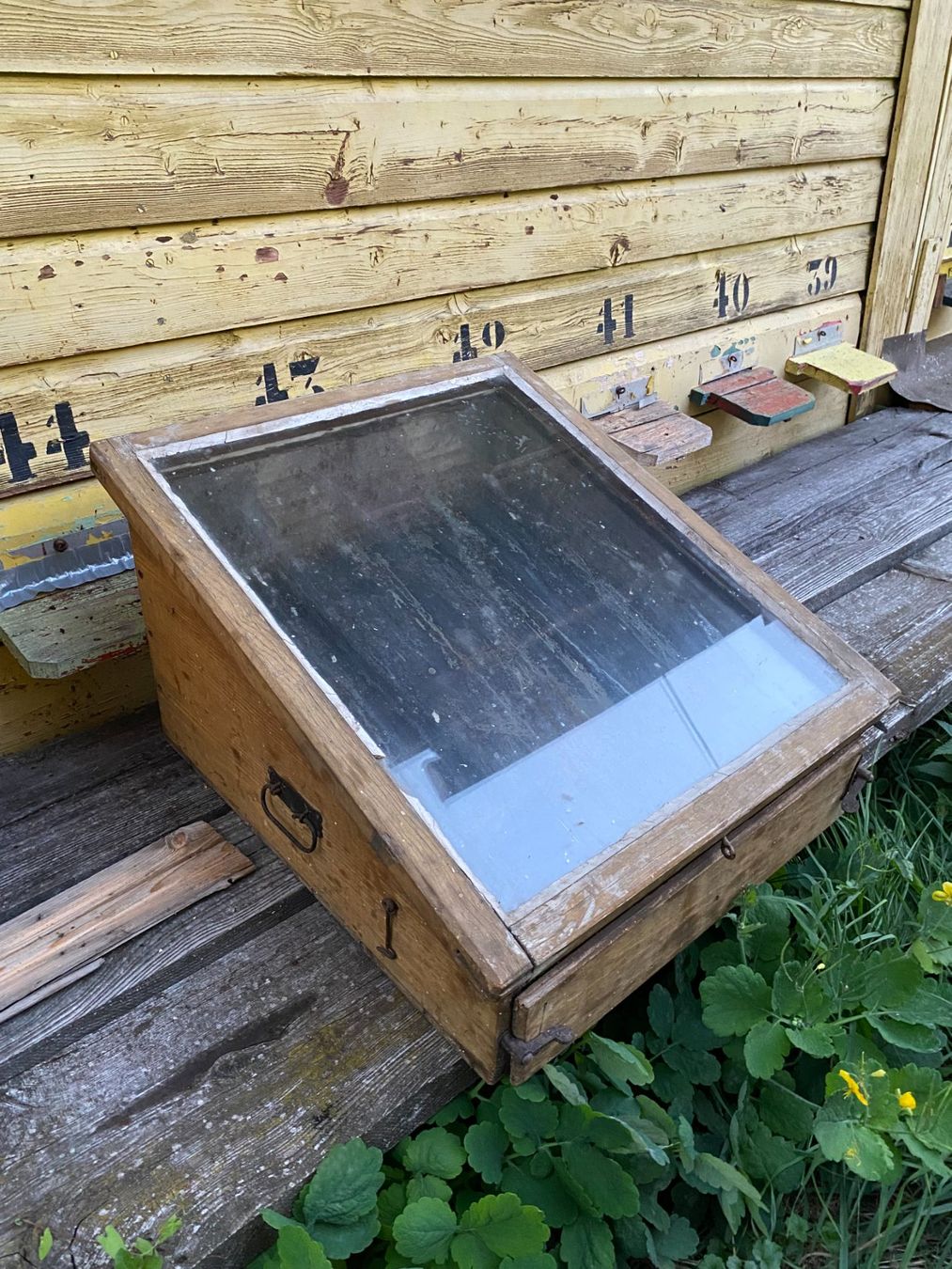 Alveari: Sonnenwachsschmelzer – Usato da Hinteregg venduto da Mzolli