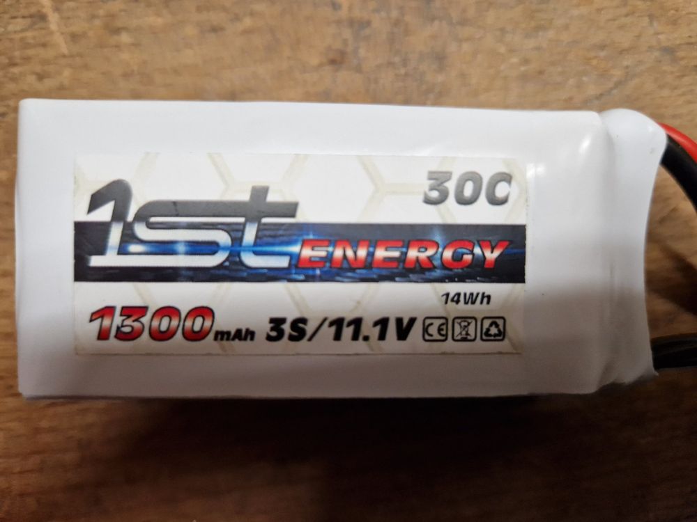 2 accus lipo 3s/11.1V 1300mah | Kaufen auf Ricardo