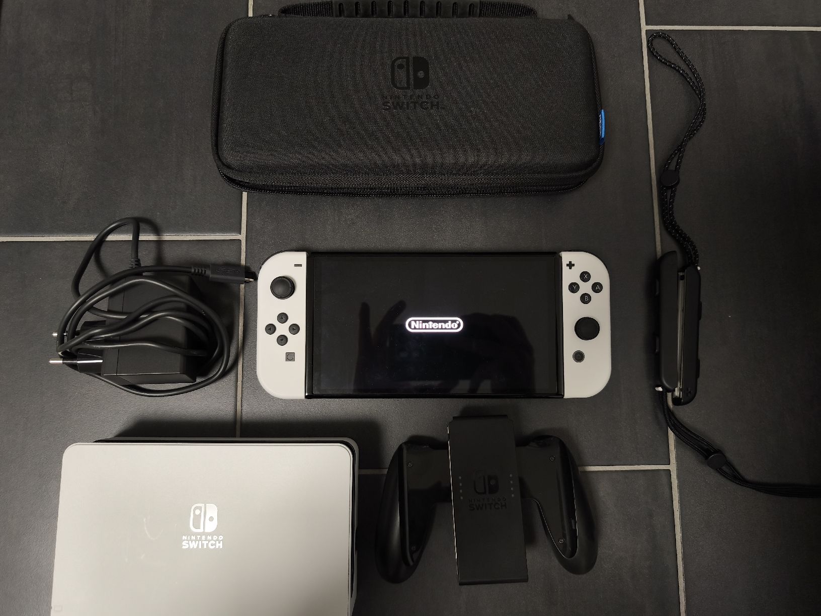 Nintendo Consoles: Nintendo Switch OLED – Neuf (Voir description) à Buchs ZH par ark4
