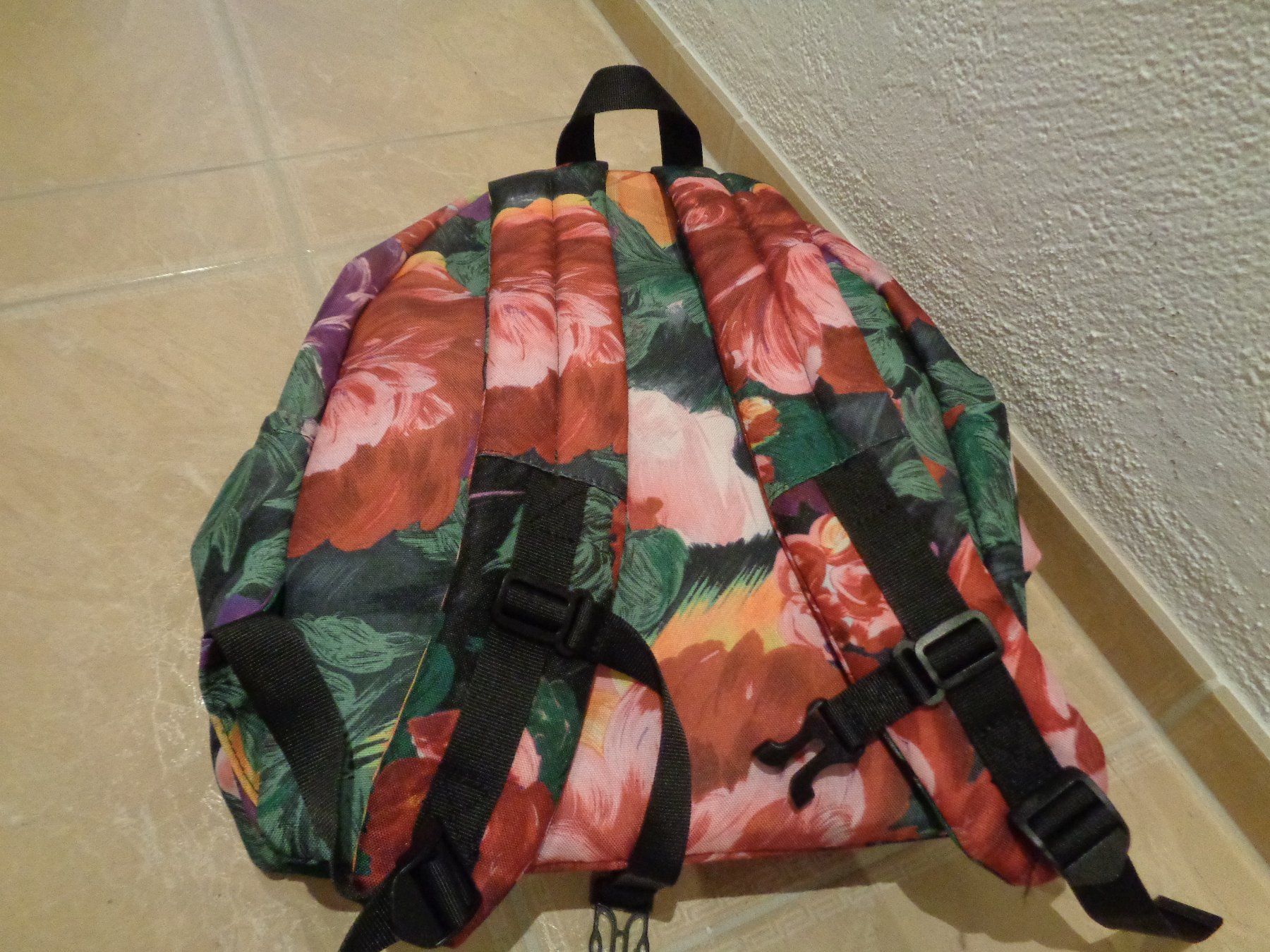 Molo Borse & Zaini: Molo neuer Rucksack – Nuovo (secondo la descrizione) da Klingnau venduto da Markus14 2