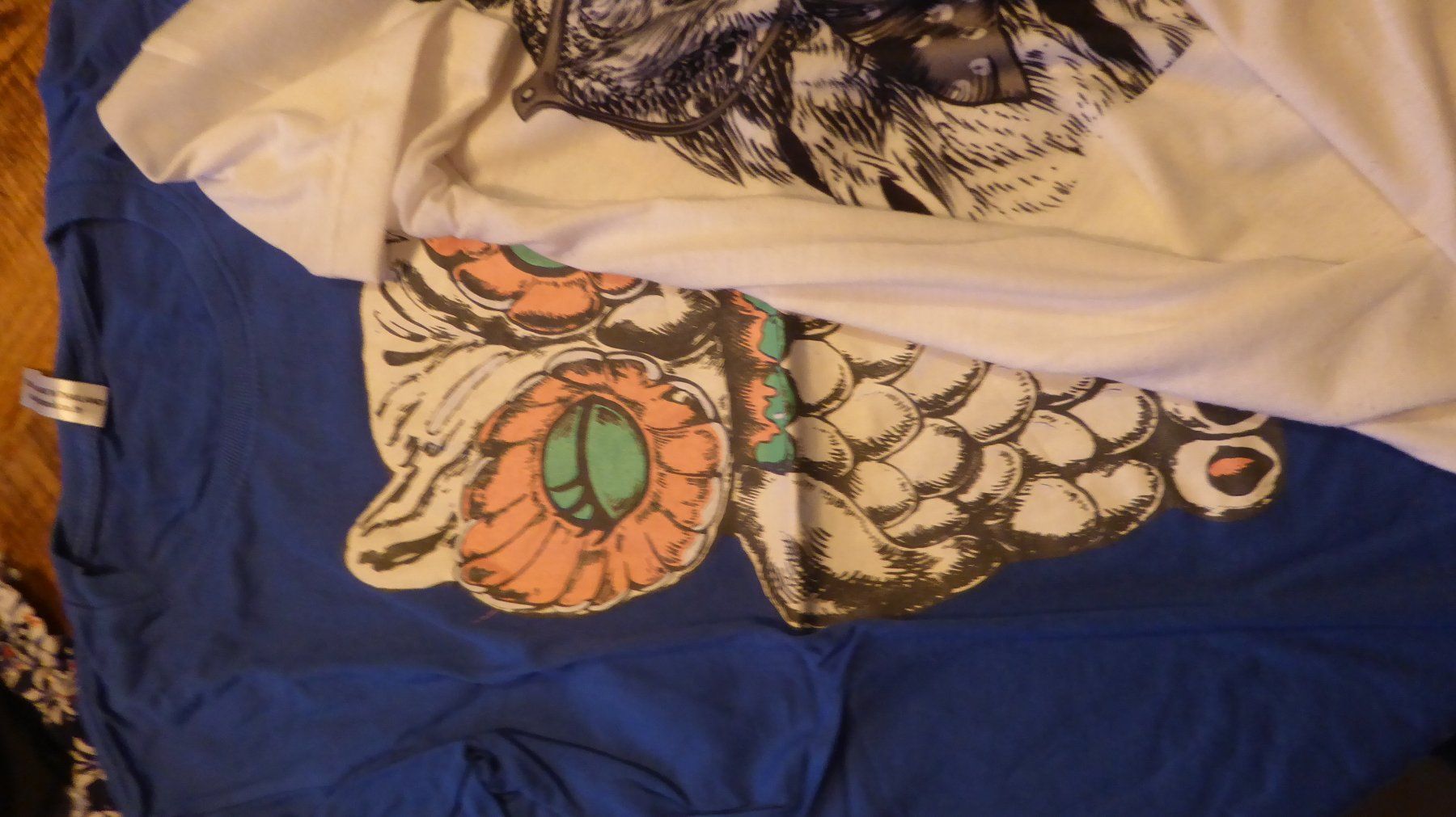 Lotti di vestiti: 4 schöne Tshirt EULEN MOTIV Gr S – Usato da Sargans venduto da Benziner 8