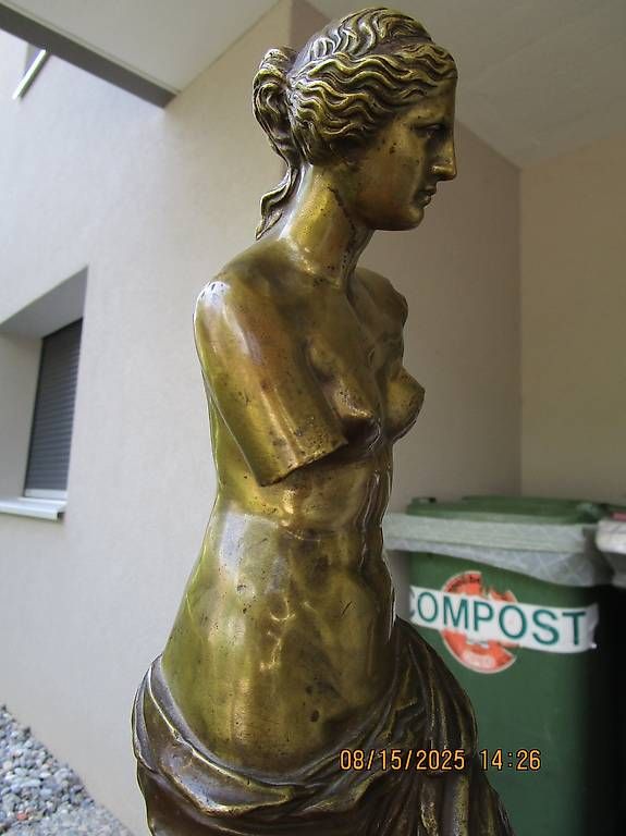 Sculture & Statue: statue en bronze de 40cm ( venus de milo) – Usato da Clarens venduto da krampou 4