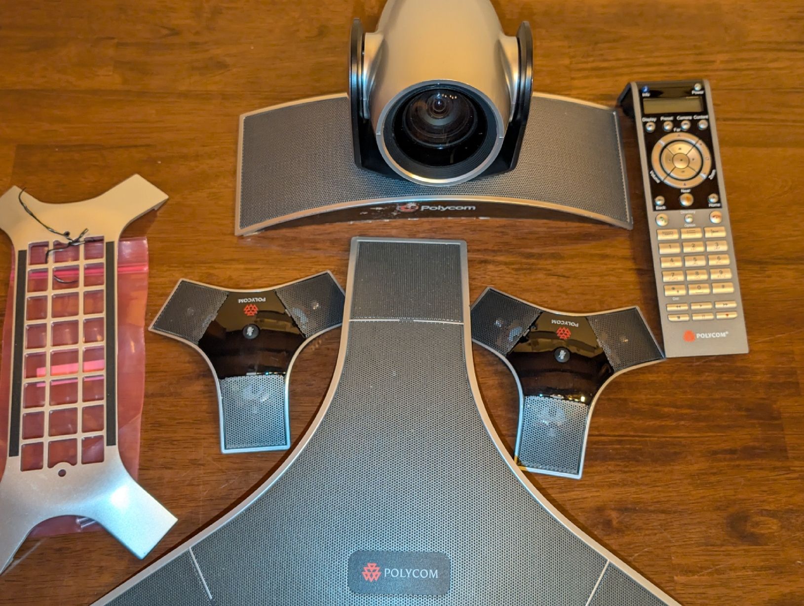 Camcorder: Visioconférence Polycom Complet - Très Bon État – Gebraucht aus Daillens von cla_sj2w 2