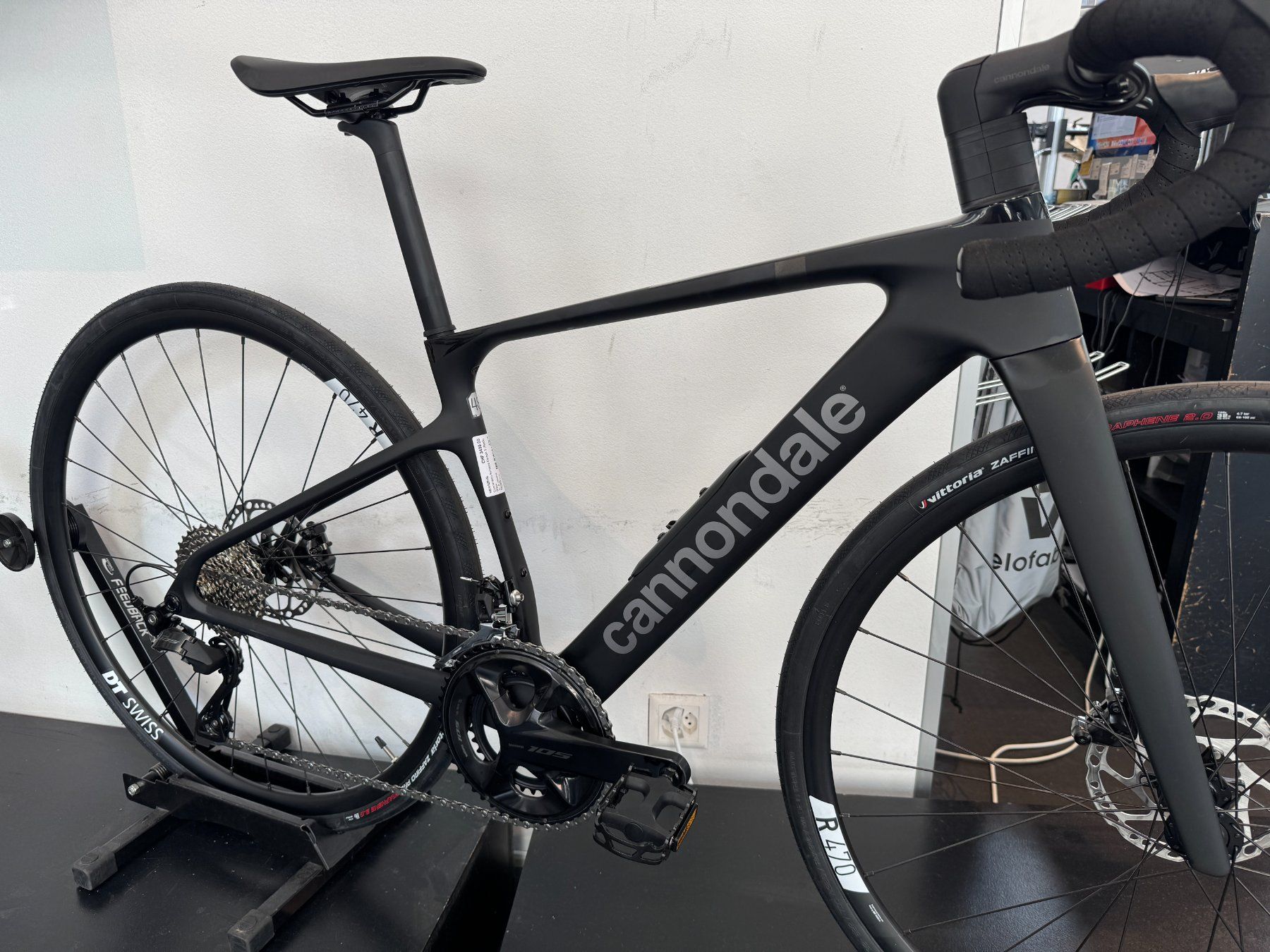 Cannondale Biciclette: Cannondale Synapse Carbon 5, Grösse 48cm – Nuovo e nell'imballaggio originale da Zürich venduto da Velofabrik01