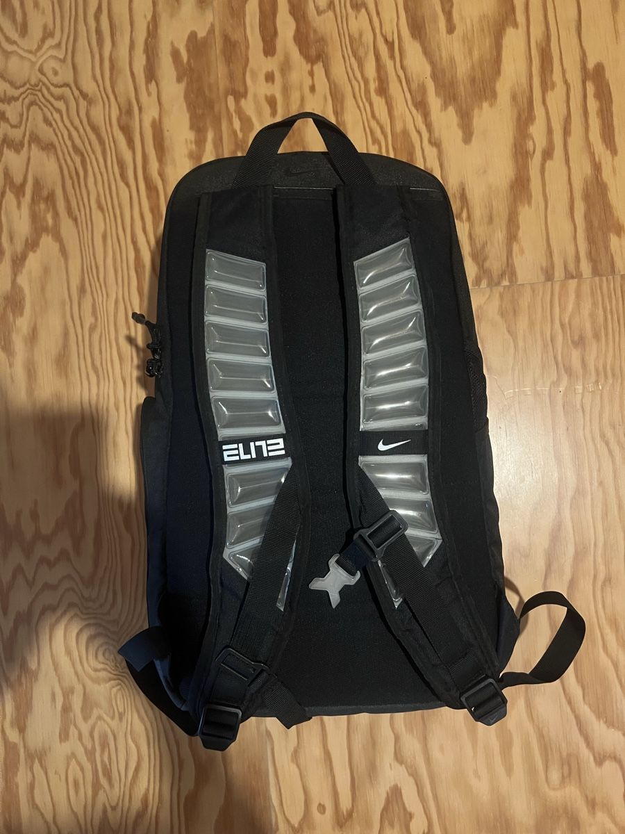Nike Rucksäcke: Nike ELITE sac  – Gebraucht aus Le Châble VS von jud_syz2 2