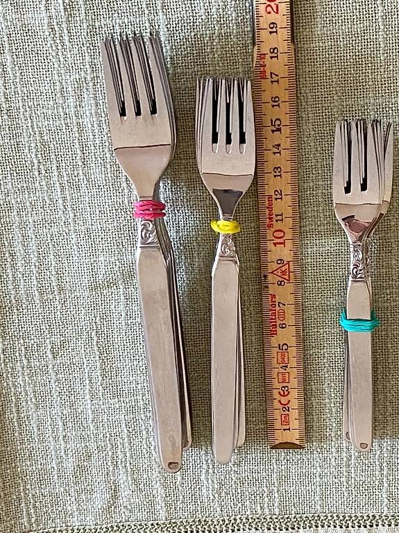 Solingen Set di posate: 77 Teiliges Besteckset Solingen – Usato da Kirchberg BE venduto da Pslv 2