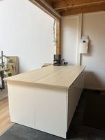 Grosszügige Kücheninsel oder einzelne Küchenmöbel