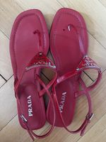 Prada Sandalen rot, Gr. 39.5 – mit Defekt