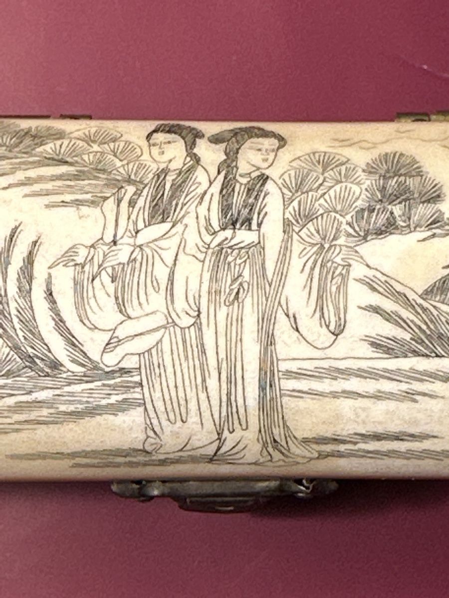 Schmuckkästen: Schatulle mit Gravur – Gebraucht aus Bern von schnupka 5
