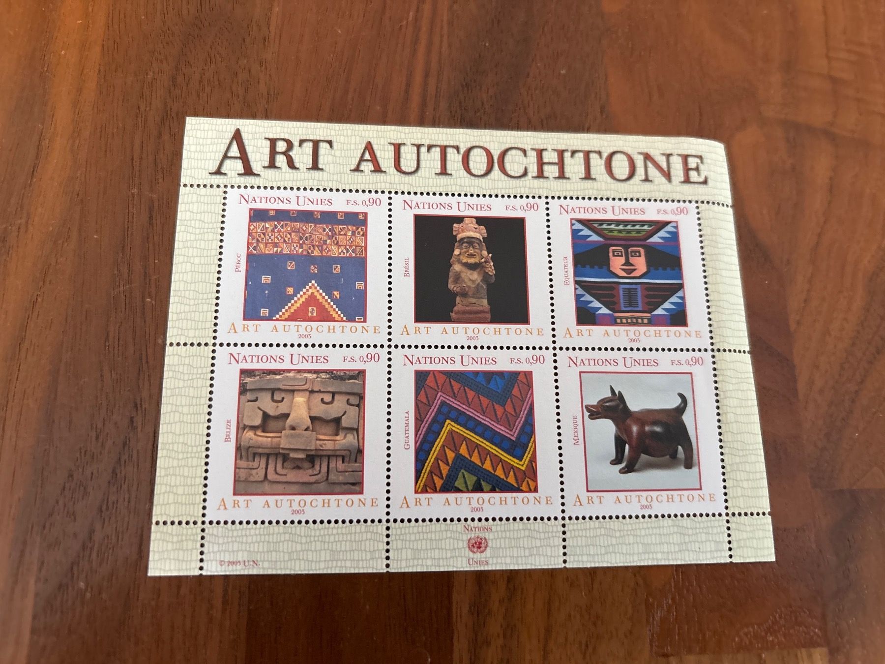 Tutti i francobolli: Briefmarken Bogen Art Autochtone UNO – Nuovo e nell'imballaggio originale da Zürich venduto da engebrunau