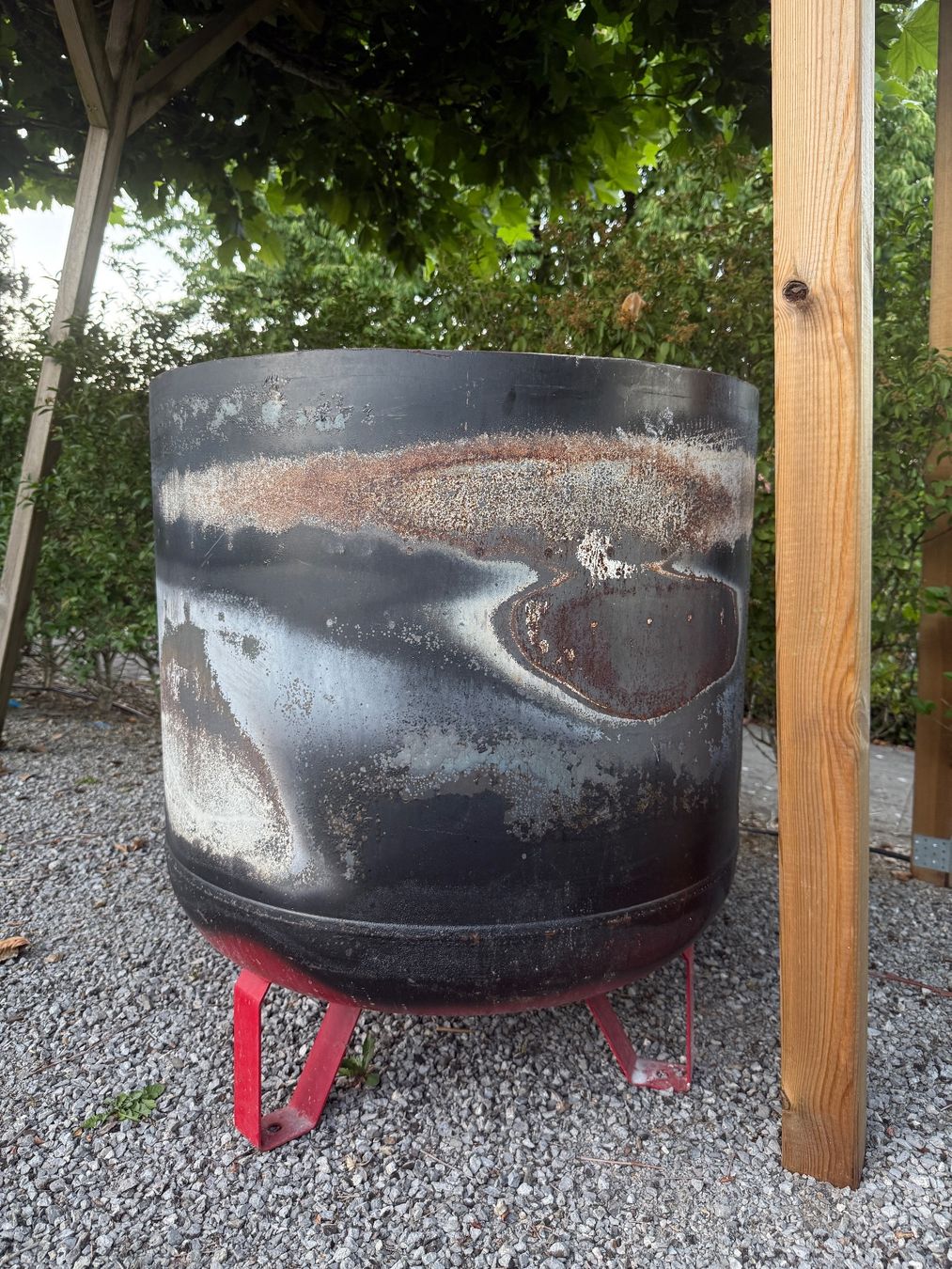 Bracieri: Mobile Feuerstelle aus altem Boiler – Usato da Niederbipp venduto da Pearl01 1