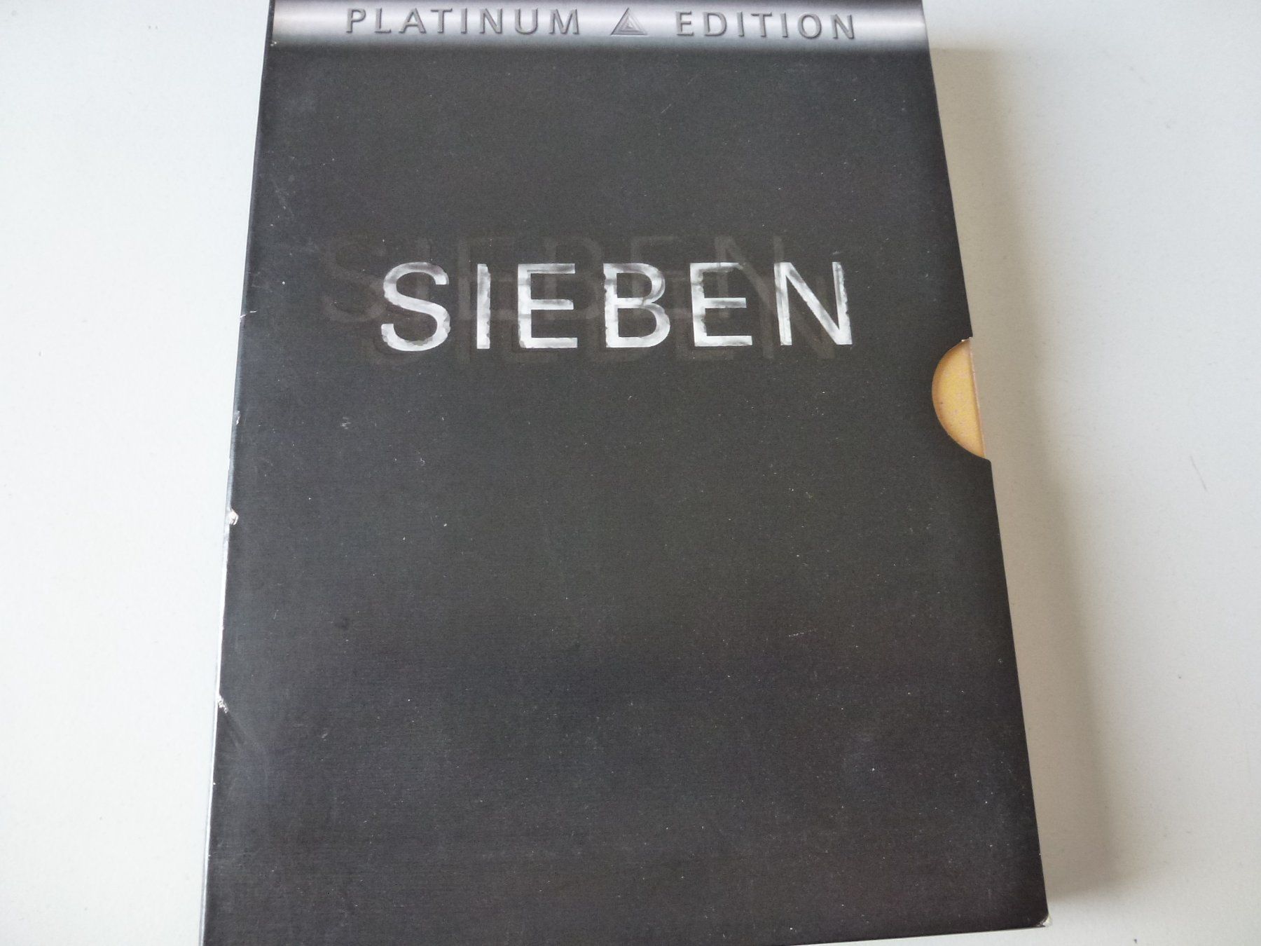 Tutti i DVDs: Sieben (Platinum Edition 2-DVDs) – Usato da Bern venduto da Frebo